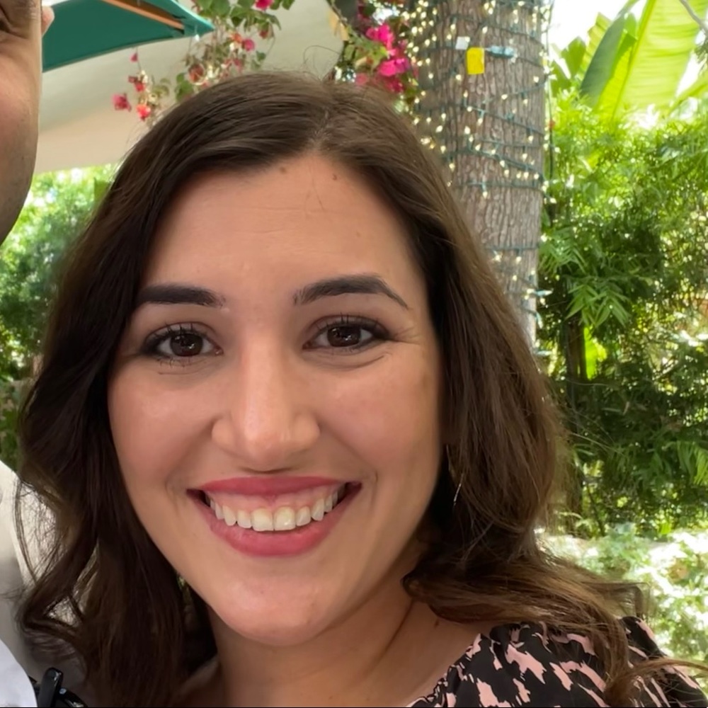 Meet your Posher, Joelle